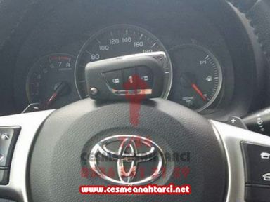 Çeşme Toyota Avensis Kumandalı Oto Anahtar Çoğaltma